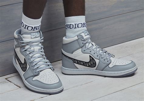 qir jordan dior|Dior jordan 1 release date.